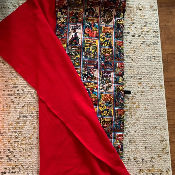 Marvel Captain America kids travel sleeping bag pad with attached blanket mat - Picture 3 of 5